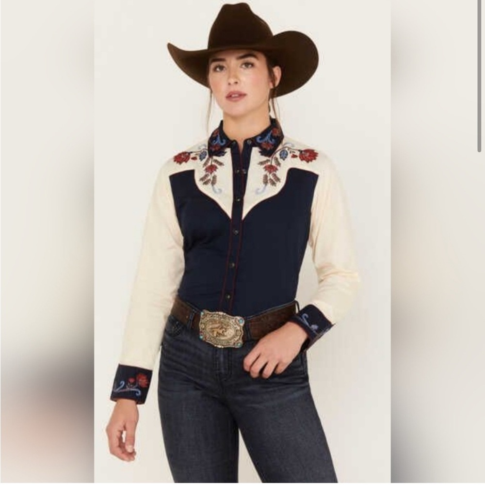 Ariat Loretta Pearl Snap Shirt size xs